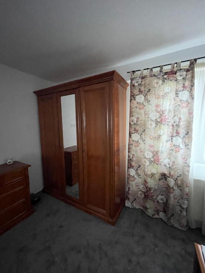 Eroilor Apartament Appartamento Suceava Esterno foto